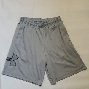 Under Armour Gray Athletic Shorts Moisture-Wicking Relaxed Fit